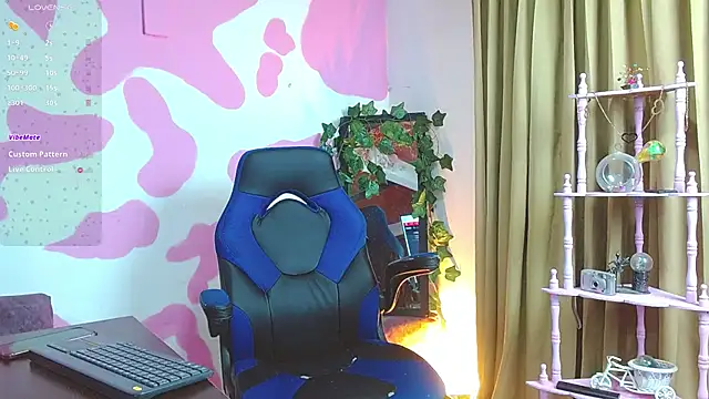 Snapshot of frieren_je chatting on 01.14.26 frieren je online show from 01.14.26