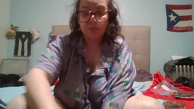 Snapshot of bellakay19 chatting on 06.01.26 bellakay19 online show from 06.01.26