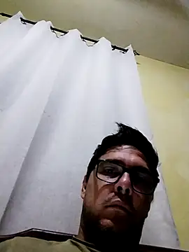 Snapshot of Erbst_Morni chatting on 01.15.26 Erbst Morni online show from 01.15.26