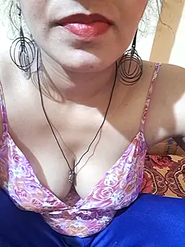 MILFybar online show from 05.05.26