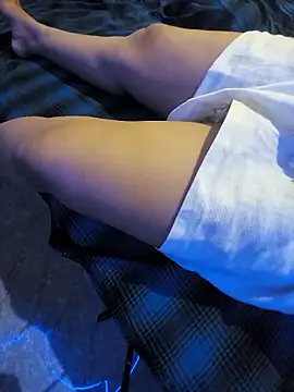 Snapshot of Lovelygirl05 chatting on 01.08.26 Lovelygirl05 online show from 01.08.26