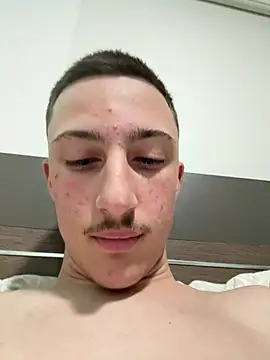 Snapshot of chrisst32 chatting on 02.05.26 chrisst32 online show from 02.05.26