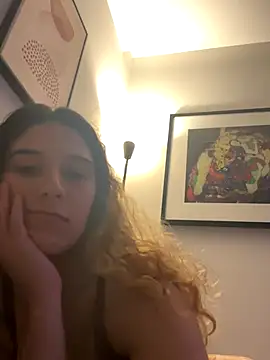 Snapshot of joanaguerreiru chatting on 01.05.26 joanaguerreiru online show from 01.05.26