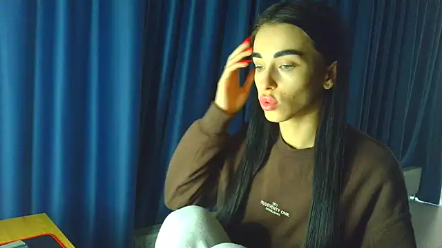 Vlada Elfie online show from 02.15.26