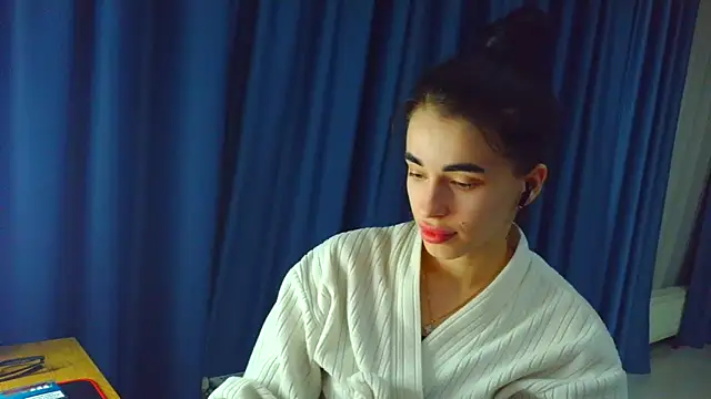 Vlada Elfie online show from 03.11.26