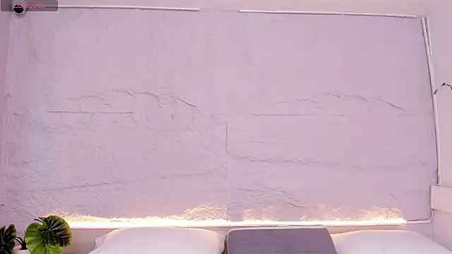 Snapshot of lanna_18_ chatting on 02.14.26 lanna 18 online show from 02.14.26