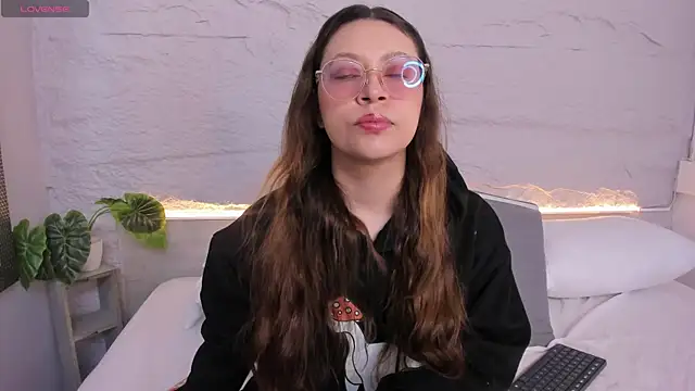 Snapshot of lanna_18_ chatting on 03.09.26 lanna 18 online show from 03.09.26