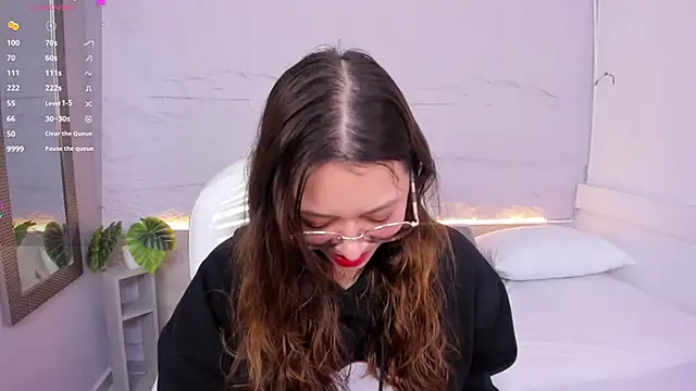 lanna 18  online show from 05.29.26