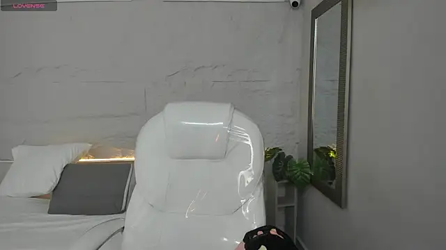 Snapshot of lanna_18_ chatting on 06.30.26 lanna 18 online show from 06.30.26