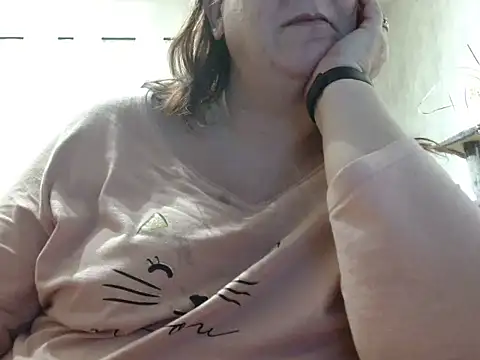 Snapshot of xmyriamx chatting on 02.02.26 xmyriamx online show from 02.02.26