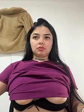 Mia  Bloom online show from 02.05.26