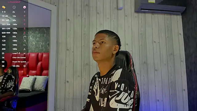 Snapshot of _erick_j chatting on 02.11.26 erick j online show from 02.11.26