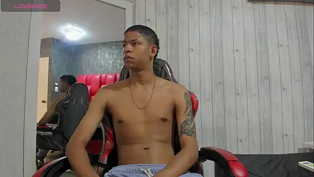 Snapshot of _erick_j chatting on 03.21.26 erick j online show from 03.21.26