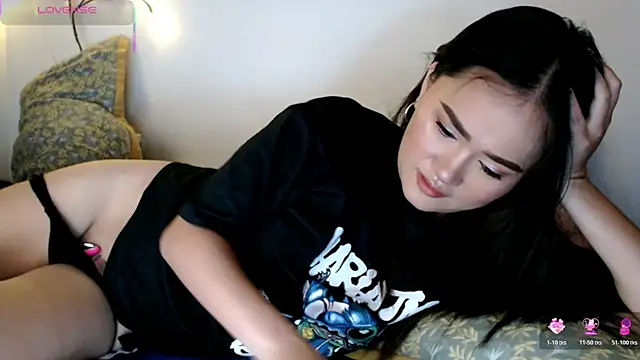 Snapshot of simplykhate chatting on 07.16.26 simplykhate online show from 07.16.26