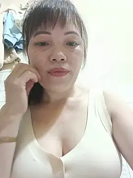 Snapshot of Sana-vn chatting on 06.25.26 Sana-vn online show from 06.25.26