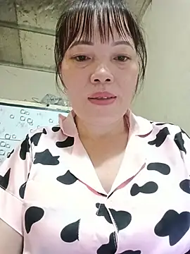 Snapshot of Sana-vn chatting on 07.25.26 Sana-vn online show from 07.25.26