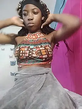 Snapshot of smily_sophia chatting on 03.22.26 smily sophia online show from 03.22.26