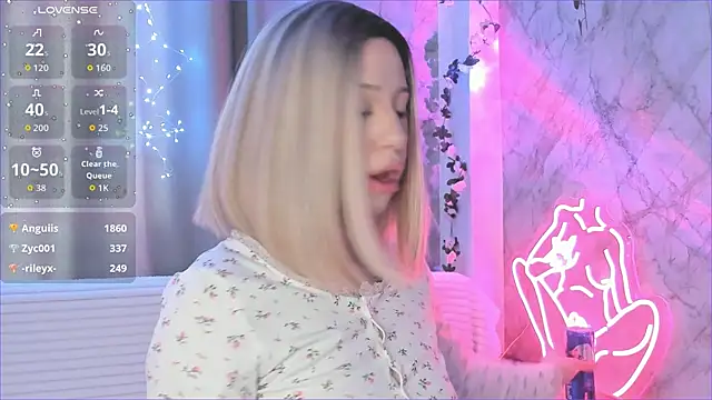 Snapshot of Necucubi02 chatting on 01.19.26 Necucubi02 online show from 01.19.26