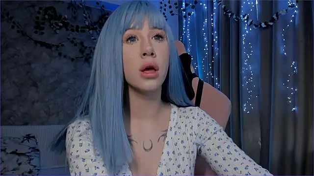 Necucubi02 online show from 03.08.26