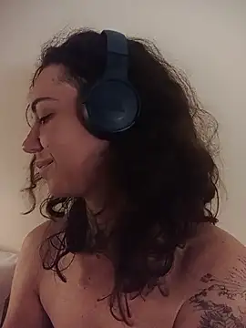 Snapshot of Dirty_Pink chatting on 02.09.26 Dirty Pink online show from 02.09.26