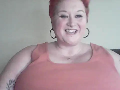 BustyRedxx online show from 04.24.26
