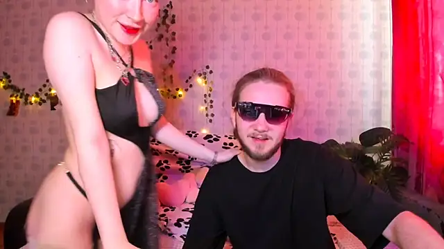 swiity room  online show from 05.10.26
