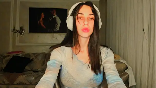 Snapshot of Judy__Hopps chatting on 03.21.26 Judy Hopps online show from 03.21.26