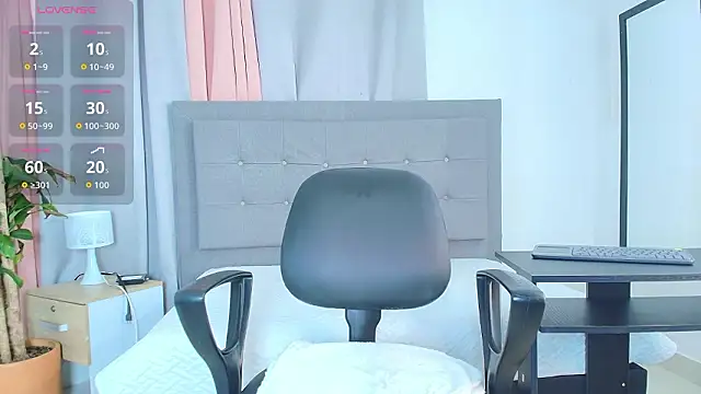 saray reesee online show from 03.20.26