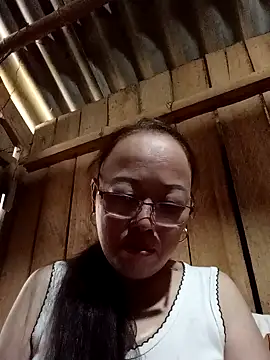 Snapshot of Agnes-baby chatting on 03.27.26 Agnes-baby online show from 03.27.26
