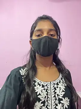 HotxAnamika online show from 03.13.26