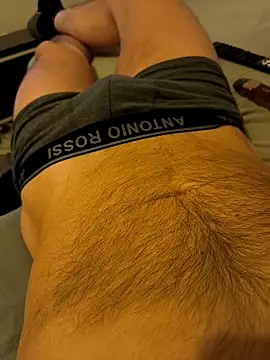 Snapshot of alexi1015 chatting on 02.14.26 alexi1015 online show from 02.14.26