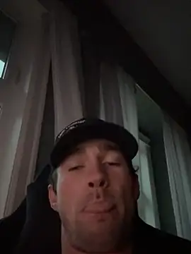 Snapshot of biigballs4u chatting on 02.05.26 biigballs4u online show from 02.05.26