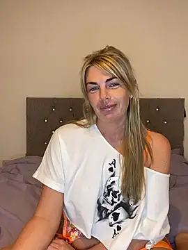 Scarlett the girlnextdoor online show from 05.11.26