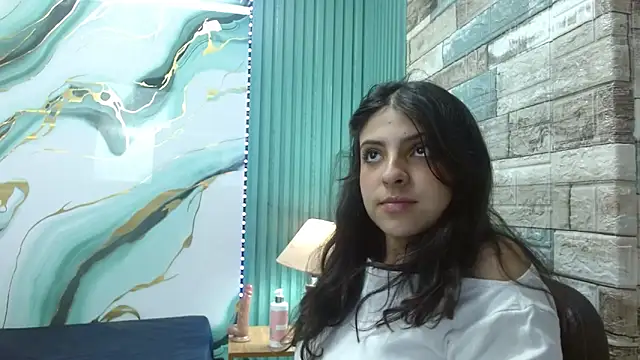 Snapshot of millybell303av chatting on 01.18.26 millybell303av online show from 01.18.26