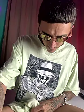 Snapshot of SweetCumshot chatting on 01.12.26 SweetCumshot online show from 01.12.26