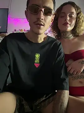 Snapshot of SweetCumshot chatting on 01.14.26 SweetCumshot online show from 01.14.26