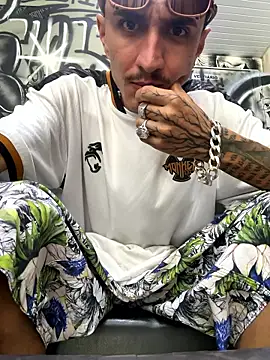 Snapshot of SweetCumshot chatting on 01.15.26 SweetCumshot online show from 01.15.26