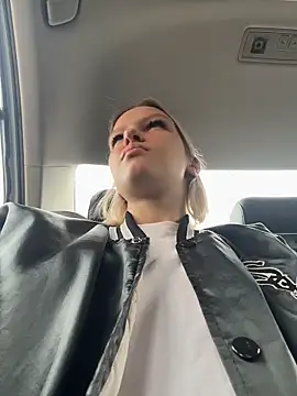 AshleyMur online show from 04.27.26