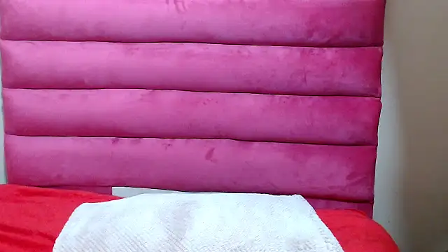 ExtraDoll online show from 06.05.26