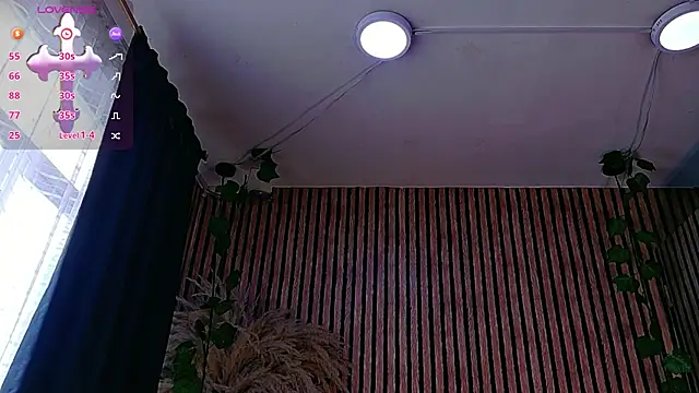 Snapshot of Hiddenhotcake chatting on 07.28.26 Hiddenhotcake online show from 07.28.26