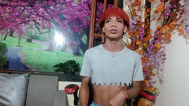 Snapshot of Femboy_hot24 chatting on 01.08.26 Femboy hot24 online show from 01.08.26