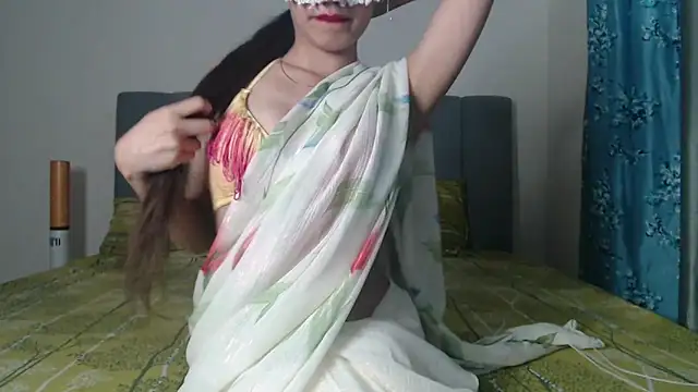 Hottie heer online show from 04.27.26
