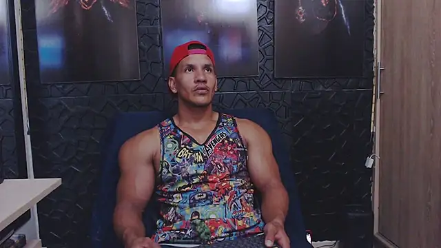 Snapshot of viktor_herrera chatting on 05.12.26 viktor herrera online show from 05.12.26