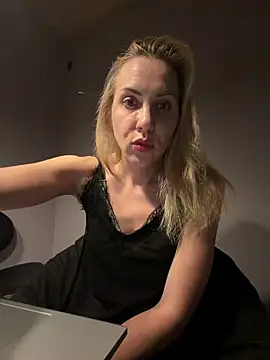 ElenaWhitmore online show from 06.02.26