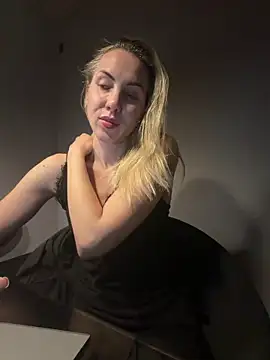 ElenaWhitmore online show from 06.12.26