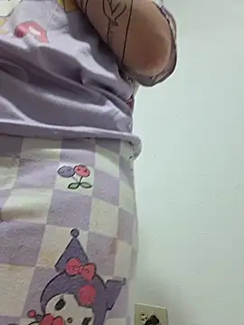 Snapshot of kuritto_ chatting on 06.23.26 kuritto online show from 06.23.26