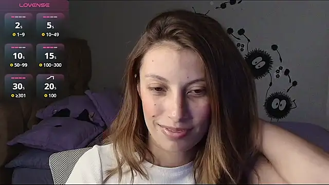 Snapshot of Sweet_moon_v_ chatting on 03.14.26 Sweet moon v online show from 03.14.26