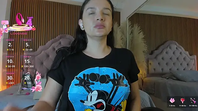 Violett hott  online show from 06.16.26