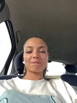 Rebeka2589 online show from 03.15.26