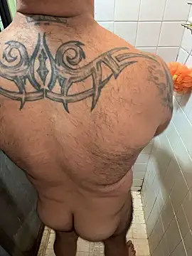 Snapshot of wolfbucker chatting on 01.15.26 wolfbucker online show from 01.15.26